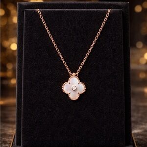 Rose Gold Clover Pendant Necklace with White Mother-of-Pearl